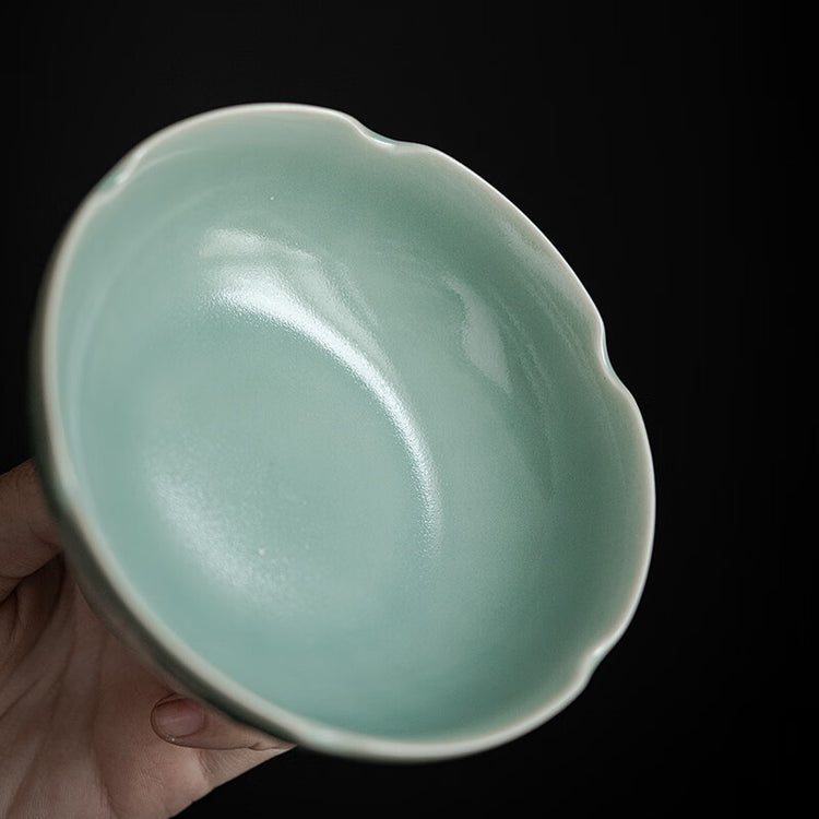 蓮の花びら高台皿