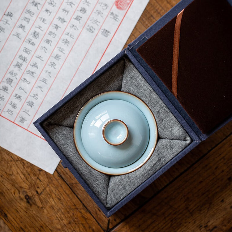 三才カバー付き碗